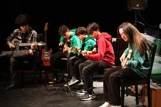 clases de guitarra en Gijón